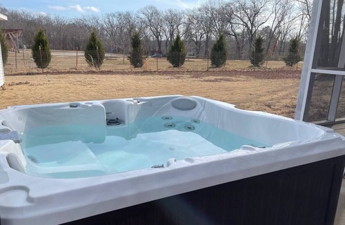 Bentonville House | The Trail House ~ Bike In/Bike Out Coler + Hot Tub