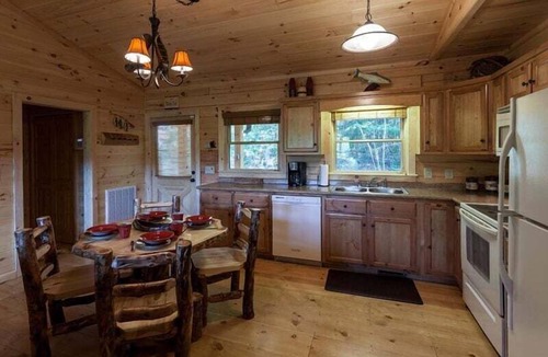 Ellijay Cabin | The Weeks End | Ellijay, GA
