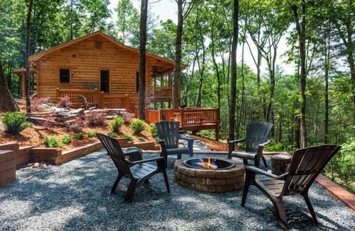 Ellijay Cabin | The Weeks End | Ellijay, GA