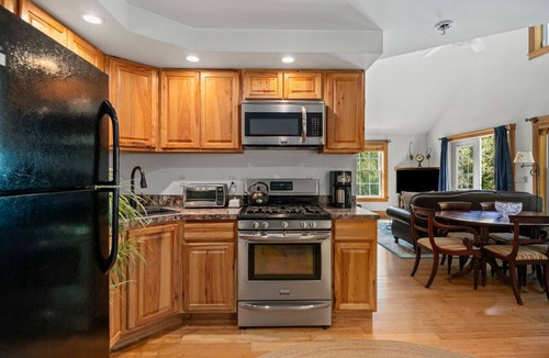 Falmouth House | The Woodland Loft at Falmouth