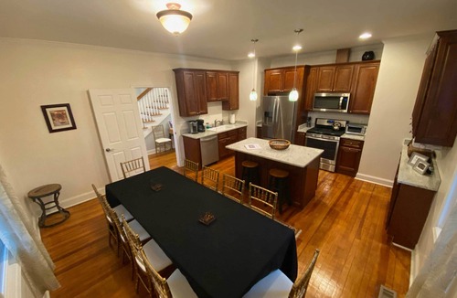 Leesburg Cottage | 'thomson Farm' Classic Home < 10 Mi to Vineyards!