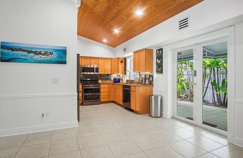 Midtown House | Three Bedroom, 3 Bath pool home close to the Atlantic