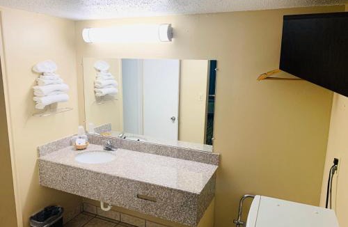 Liberal Hotel | Thunderbird Inn