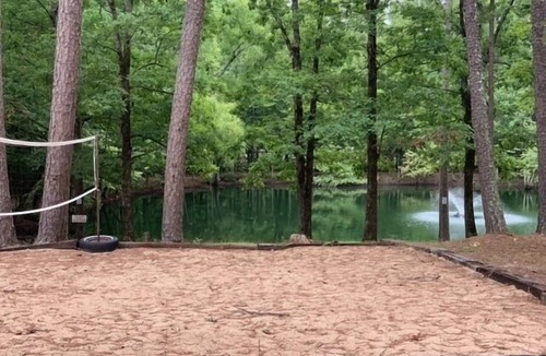 Broken Bow Cabin | Tiddly Winks | Honeymoon Cabin | Fireplace & Near Beavers Bend