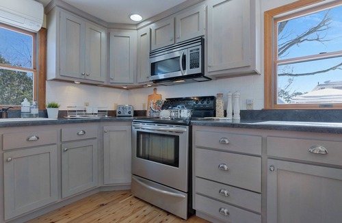 Camp Ellis House | "Tide Vibes" at Ferry Beach - a 4 Bed/3 Bath Spacious Retreat for 13!