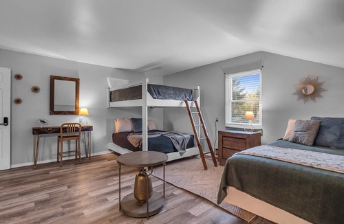 Ellicottville Cabin | Timberline Lodge - Downtown Ellicottville - Room 303