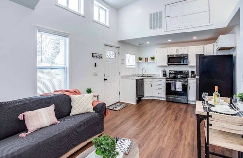 Rochester House | Tiny Home in Quiet Suburb near everything