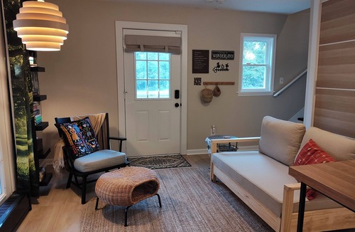 Port Haywood Cottage | "Tiny house" cottage on private acreage with water access in Port Haywood