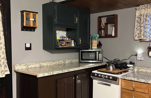 Vowinckel Cabin | Tipsy Turkey Cabin: Rustic Retreat Near Cook Forest