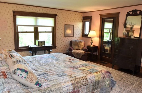 Conneaut Lake House | Tom's Farm Country Retreat