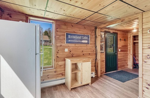 Northwest Piscataquis Cabin | Tomhegan Lodge (Tomhegan Direct Lake Access)
