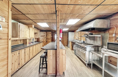 Northwest Piscataquis Cabin | Tomhegan Lodge (Tomhegan Direct Lake Access)