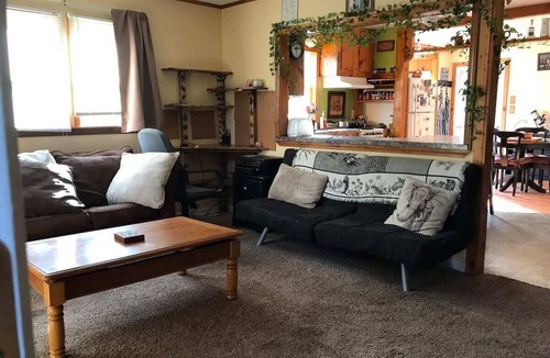 Waterloo House | Top of the Fingerlakes, relaxing retreat.