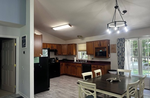 Treasure Lake House | Top-rated cottage! Now booking 2026 getaways. Great for families & couples!