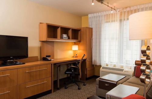 Erie Hotel | TownePlace Suites by Marriott - Millcreek Mall