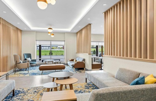 Girard Hotel | TownePlace Suites by Marriott Youngstown North