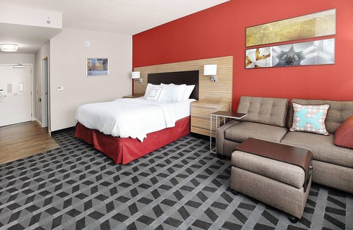 Mercer Hotel | TownePlace Suites Grove City Mercer/Outlets