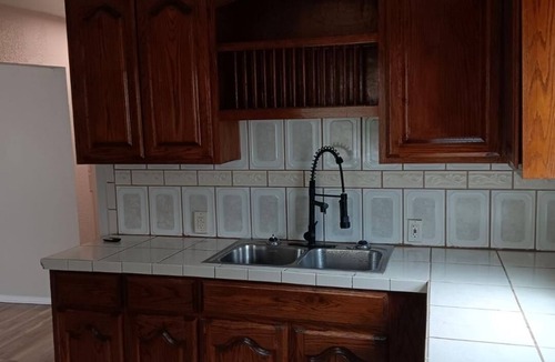 Orange Grove House | Tranquil 2-bedroom house with AC in Orange Grove