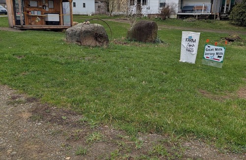 Meadville RV Rental | Tranquil campground in Meadville for a peaceful getaway. Park car, popup a tent