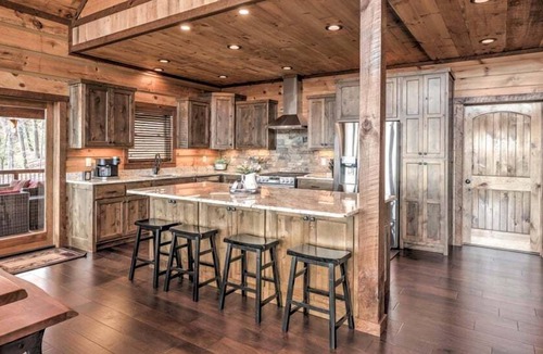 Raccoon Ridge Cabin | Tranquil Escape of Blue Ridge - Mountain Views | Hot Tub | Outdoor Fireplace with TV