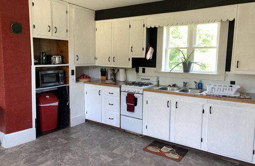 Milbridge House | Tranquil Oceanfront Trip Back in Time