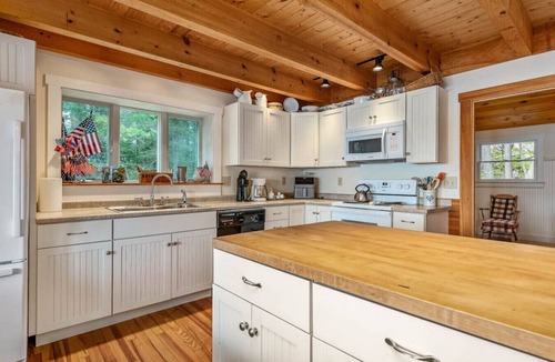 Boothbay House | Trick`s End by Sea Maine