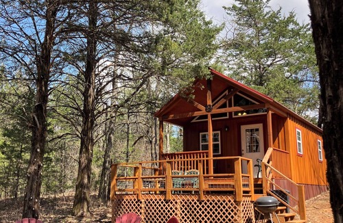 Quitman Cabin | TRINITY OAK OASIS CABIN: Spiritual Rtrt & Cntry MicroResort, Rest & Restoration