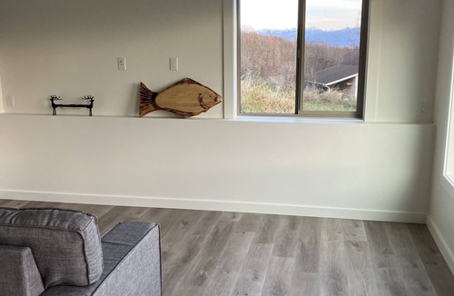 Kachemak House | Twin Moose Escape is close to town with views of Kachemak Bay and Homer Spit.
