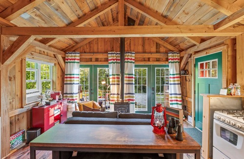 Bethel Cabin | Two Cabins Two Hot Tubs One Great Getaway
