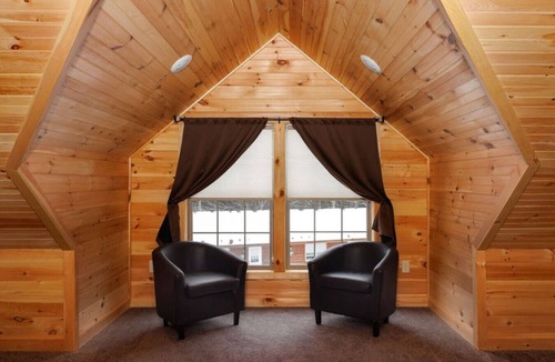 Bethlehem Cabin | Two Floor Townhome Two Couples White Mountains