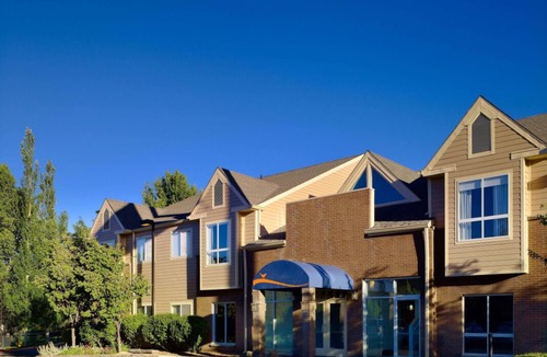 Dublin House | Two Pet-friendly Units! Comes with Free Onsite Parking!