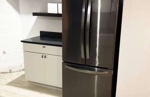 West End Apartment | Ultra cool new modern flat