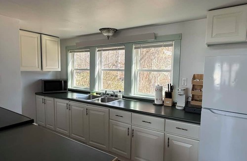 Paris Apartment | Unbeatable Views & Privacy at Blank Slate Farm