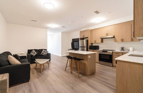 Rouge Apartment | Unit 7 - Modern Fully Furnished 2 Bedroom Apartment