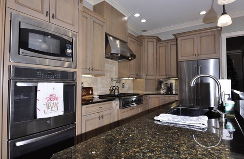Hayesville House | Unwine'd With a View