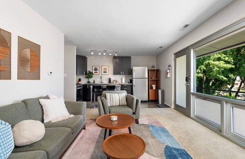 Grandview Heights Apartment | Updated flat with parking and laundry in an exceptional location