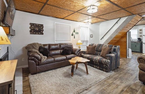 Tylersburg Cabin | Updated secluded cabin, w/ firepit, surrounded by acres of Allegheny Nat Forest