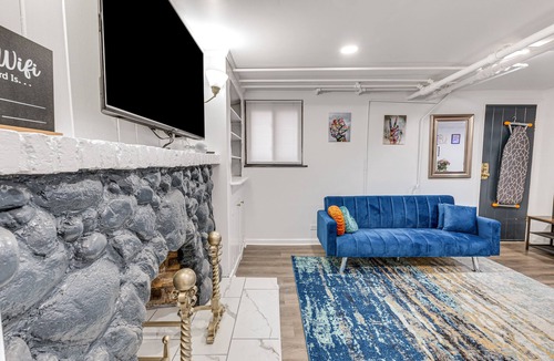 Teaneck Apartment | Updated Teaneck Studio, Short Drive to NYC!