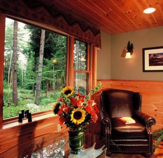 Fryeburg House | Upscale Fryeburg Cabin: Hot Tub + Billiards Table!