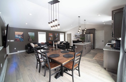 Kenduskeag House | Upscale living in a country setting, in the middle of all that Maine offers
