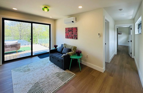 Ithaca Apartment | Villa Aveline The Atrium