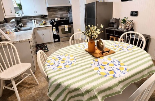 Longview House | Waggoner in Longview