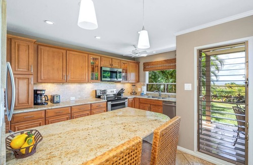 Wailea Condo | Wailea Ekolu #805 Deluxe Ocean View Townhouse! Open Layout, Wifi, Full A/C