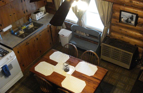 Pittsburg Cabin | Waterfront 4-Season Log Cabin (Moose Camp)