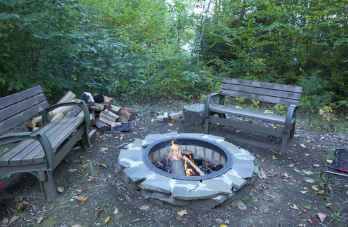Purgatory House | Waterfront Escape with Boat Dock, Fireplace & Stunning Lake Views — Dogs Welcome