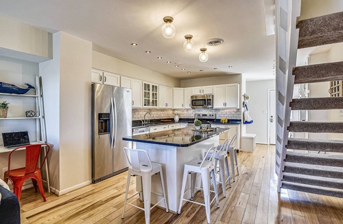 Fenwick Landing House | Waterfront Fenwick Island Pool, Dock, Kayaks, King Bed 3 Balconies Min to Beach