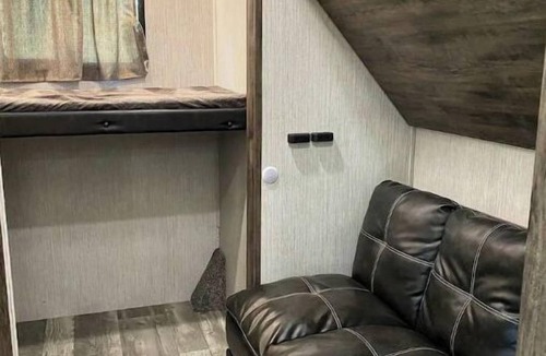 Lufkin House | Waterfront Glamping