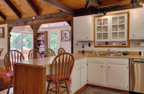 Lake Arrowhead Cabin | Waterfront Lake Arrowhead Cabin w/Dock & Fire Pit