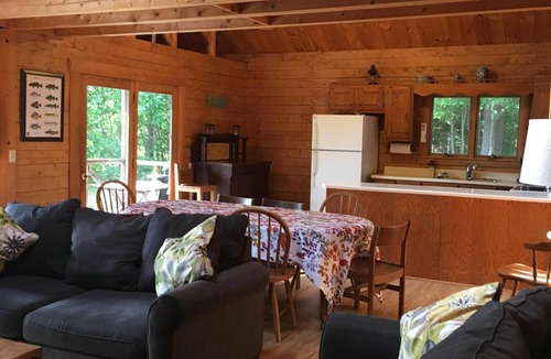 Waterford House | Waterfront Log Home on Quiet Lake - 25 Minutes -Sunday River Ski
