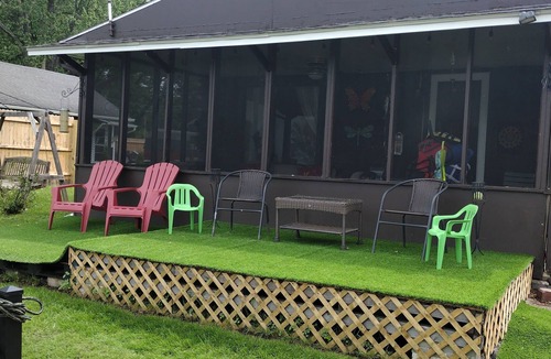 Portage Lakes Cabin | Waterfront Portage Lakes Cabin Near Towpath Trail, Fishing & Birdwatching!